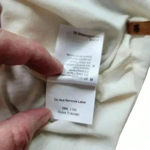 Tentree T-Shirt Artist Series Logo New With Tags Cloud White Amber Glow Women  M - Picture 9 of 16